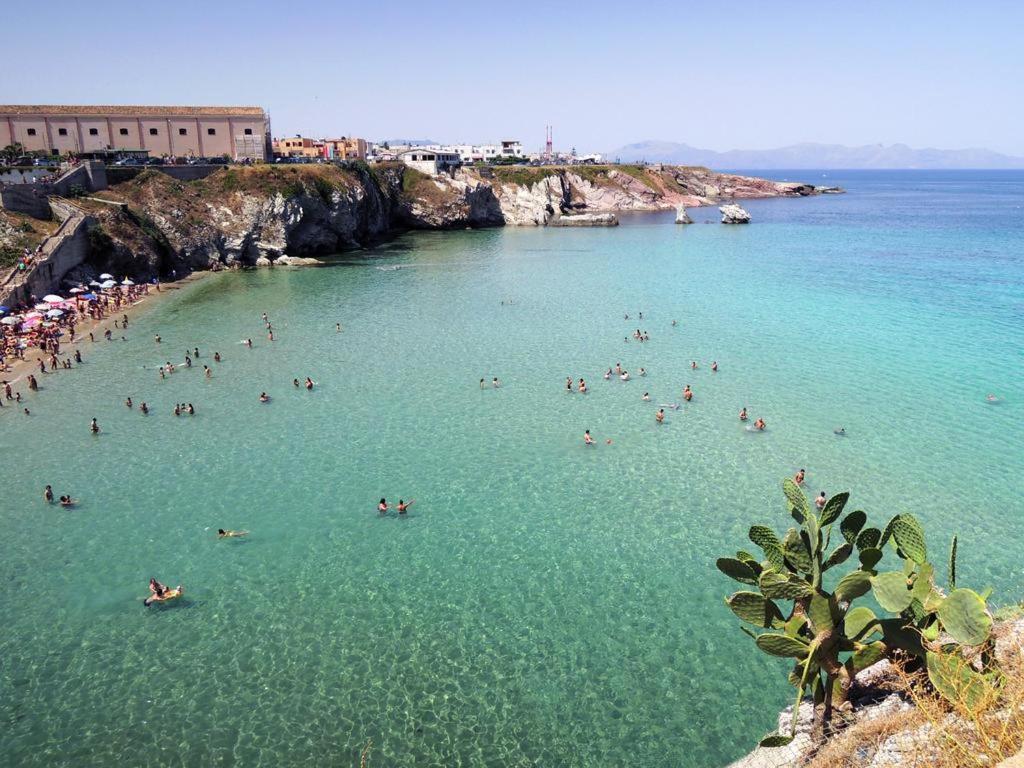Appartamento Le Onde 泰拉西尼 外观 照片